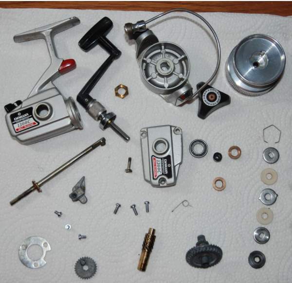 VINTAGE DAIWA 1300C spinning reel For Parts or Repair $23.45