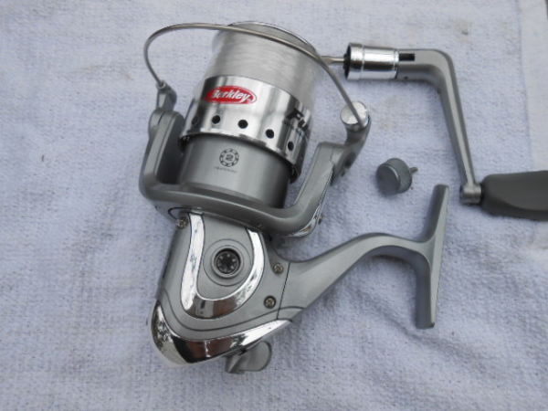 C grade spinning reels..combo throw-a-ways